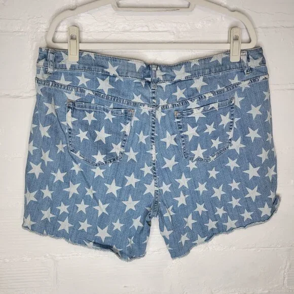 Lane Bryant Women's Size 20 Jean Shorts Cut Off Stars - Picture 2 of 3